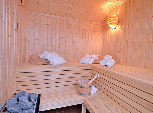 /fileadmin/Ablage/Fotos-2014/referenzen/sauna/saunabau04.jpg